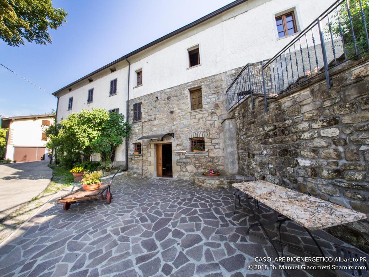 Albareto  Il Casolare Bioenergetico Bed & Breakfast エクステリア 写真