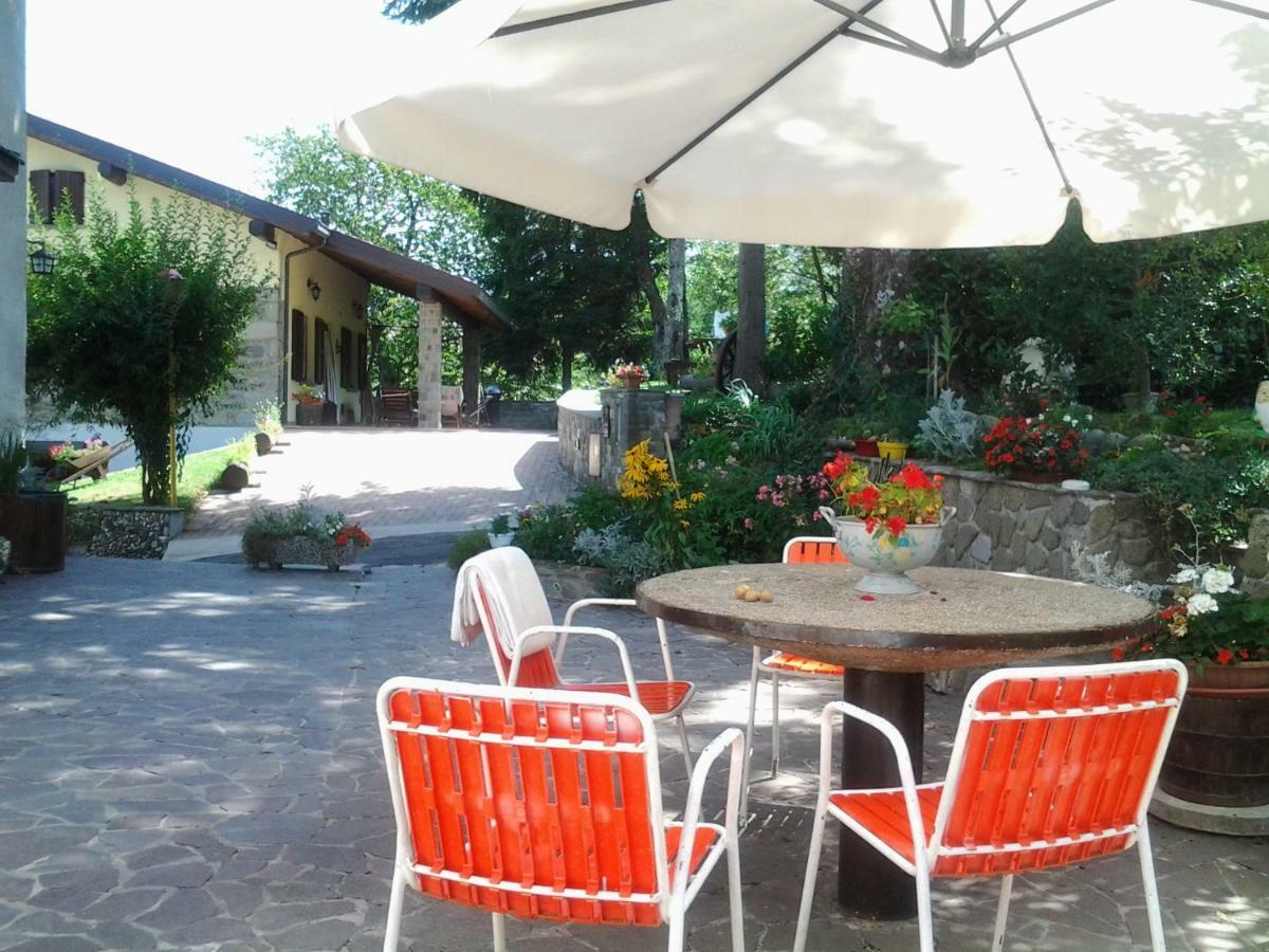 Albareto  Il Casolare Bioenergetico Bed & Breakfast エクステリア 写真