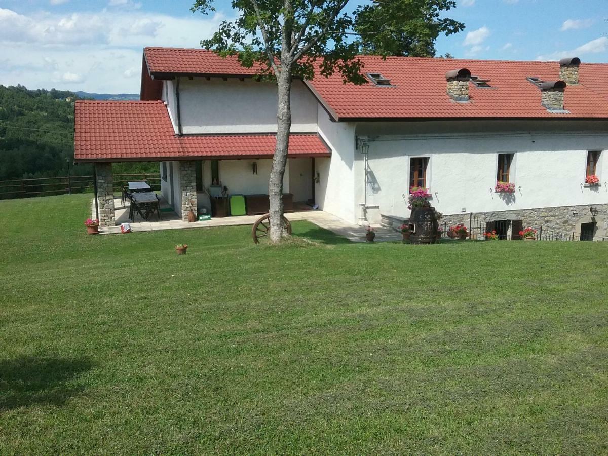 Albareto  Il Casolare Bioenergetico Bed & Breakfast エクステリア 写真