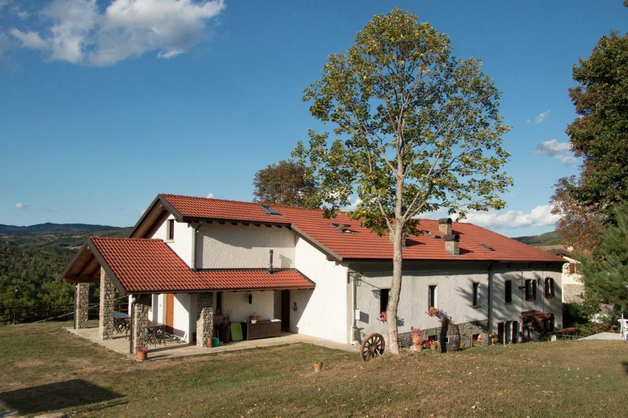 Albareto  Il Casolare Bioenergetico Bed & Breakfast エクステリア 写真